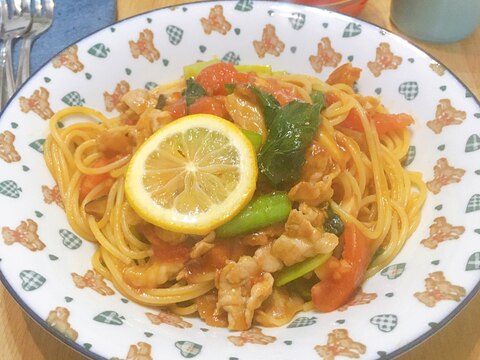 レモン漬けで爽やかな風味☆レモンと豚バラのパスタ